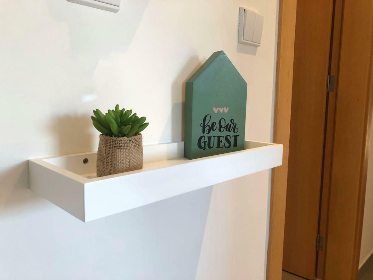 Amazing Apartment In Praia Da Rocha Portimão Exteriör bild